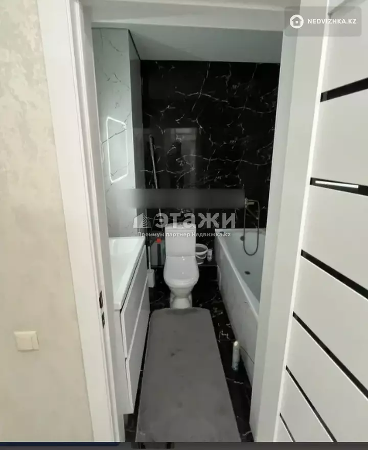 63 м², 2-комнатная квартира, этаж 3 из 9, 63 м², изображение - 1