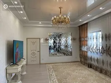 2-комнатная квартира, этаж 13 из 13, 100 м²