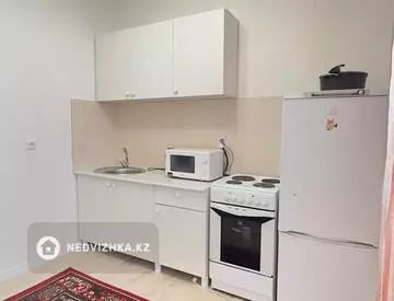 1-комнатная квартира, этаж 2 из 9, 39 м², на длительный срок