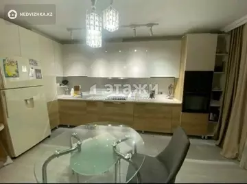 3-комнатная квартира, этаж 4 из 9, 93 м²