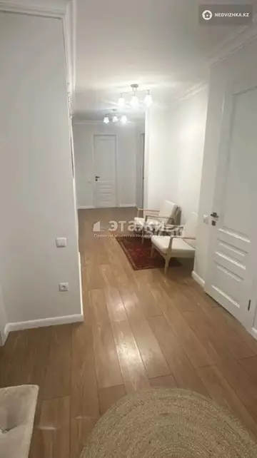 3-комнатная квартира, этаж 2 из 9, 113 м²