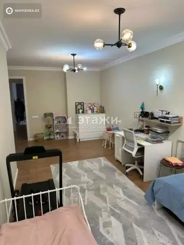 3-комнатная квартира, этаж 2 из 9, 113 м²