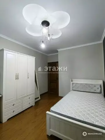4-комнатная квартира, этаж 6 из 9, 90 м²