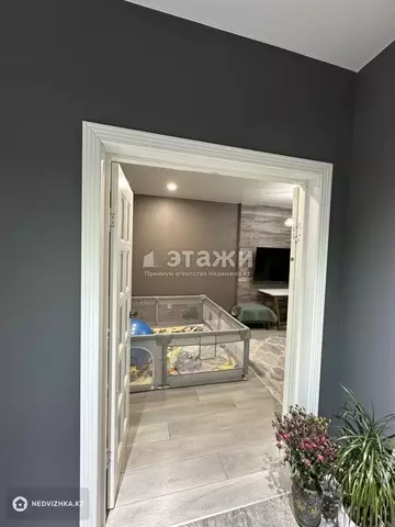 2-комнатная квартира, этаж 10 из 12, 65 м²