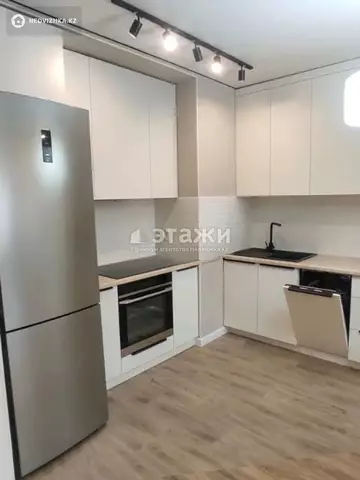 2-комнатная квартира, этаж 10 из 15, 46 м²