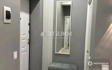 2-комнатная квартира, этаж 13 из 13, 42 м²