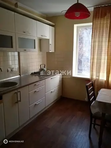 4-комнатная квартира, этаж 2 из 5, 84 м²