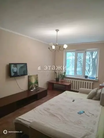 4-комнатная квартира, этаж 2 из 5, 84 м²