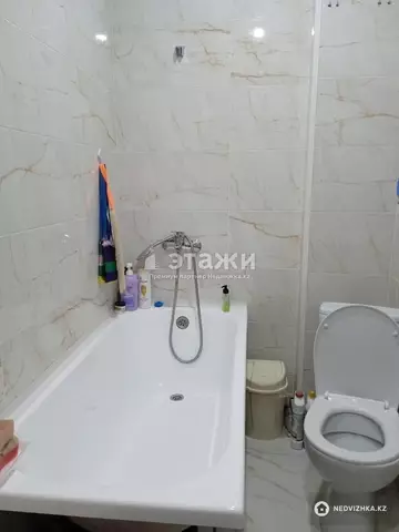 2-комнатная квартира, этаж 10 из 14, 53 м²