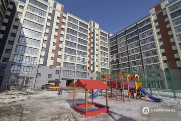 1-комнатная квартира, этаж 4 из 9, 40 м²