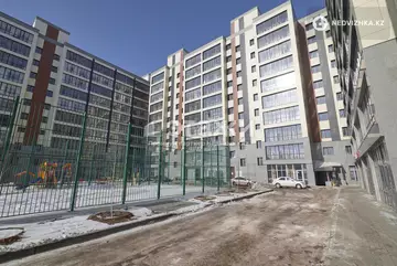 1-комнатная квартира, этаж 4 из 9, 40 м²