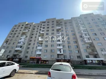 2-комнатная квартира, этаж 7 из 10, 60 м²