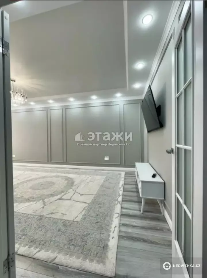 108.2 м², 4-комнатная квартира, этаж 2 из 12, 108 м², изображение - 1