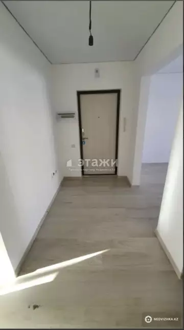 2-комнатная квартира, этаж 7 из 9, 64 м²