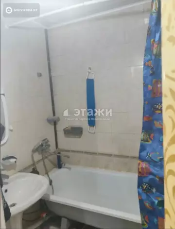 2-комнатная квартира, этаж 4 из 6, 53 м²