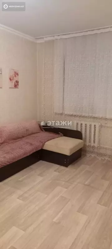 2-комнатная квартира, этаж 3 из 5, 32 м²