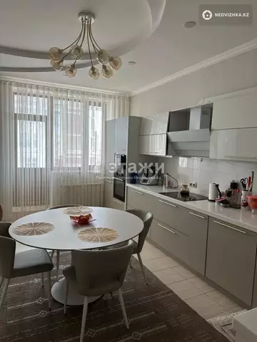 3-комнатная квартира, этаж 7 из 7, 130 м²