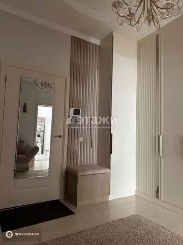 3-комнатная квартира, этаж 7 из 7, 130 м²