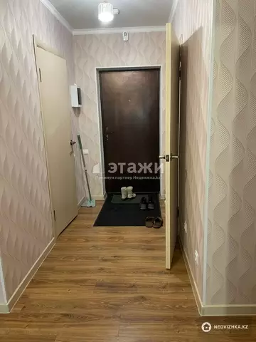 2-комнатная квартира, этаж 6 из 24, 67 м²