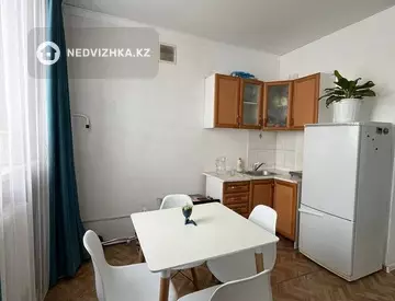 32 м², 1-комнатная квартира, этаж 10 из 10, 32 м², изображение - 1