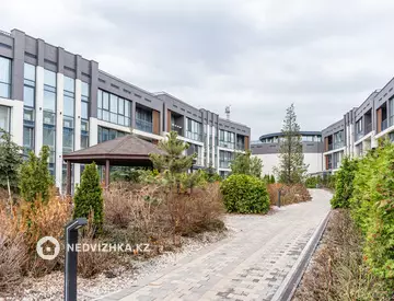 157 м², 4-комнатная квартира, этаж 3 из 3, 157 м², изображение - 63
