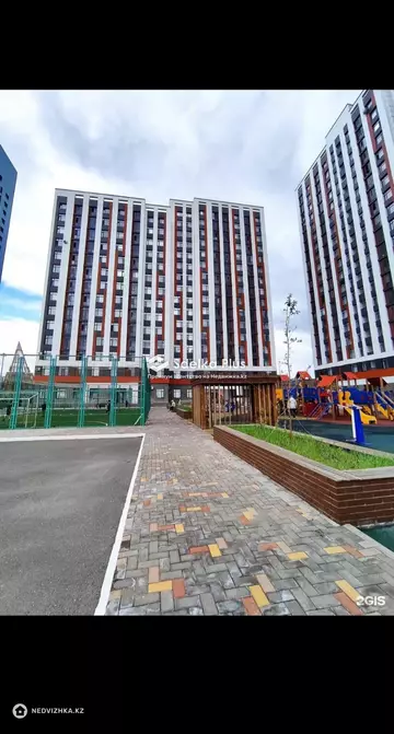 1-комнатная квартира, этаж 13 из 20, 37 м²