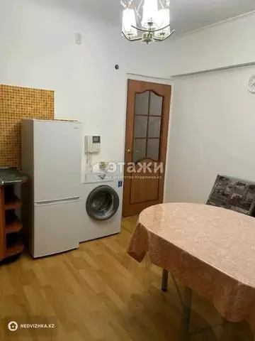 2-комнатная квартира, этаж 1 из 5, 42 м²