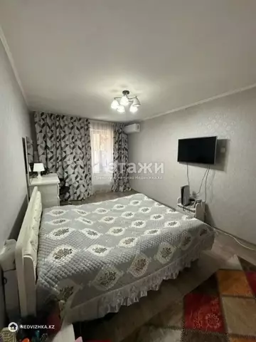 2-комнатная квартира, этаж 3 из 5, 43 м²