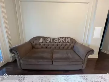 3-комнатная квартира, этаж 5 из 21, 82 м², на длительный срок