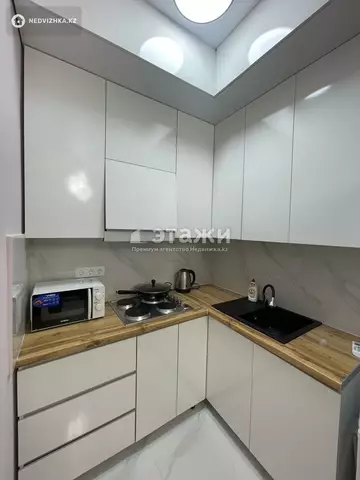 3-комнатная квартира, этаж 16 из 20, 80 м², на длительный срок