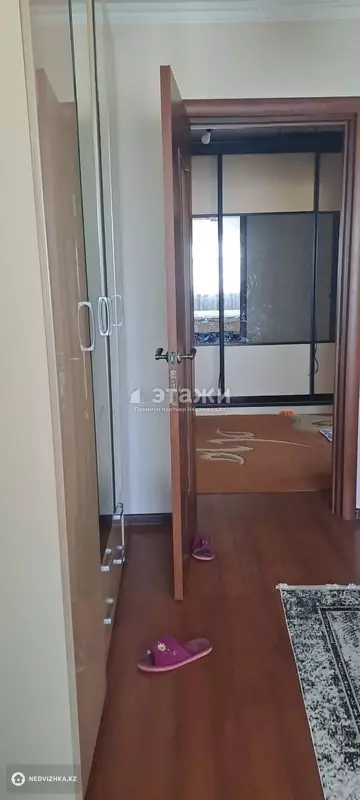 2-комнатная квартира, этаж 13 из 13, 66 м²