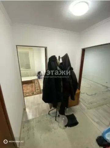 1-комнатная квартира, этаж 2 из 5, 38 м²