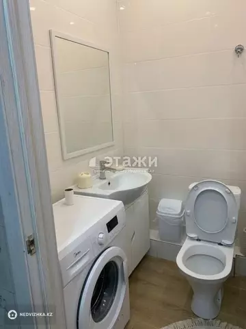 1-комнатная квартира, этаж 4 из 10, 38 м²