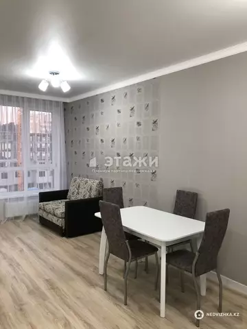 1-комнатная квартира, этаж 4 из 10, 38 м²