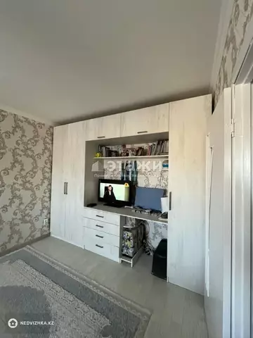 1-комнатная квартира, этаж 5 из 5, 38 м²