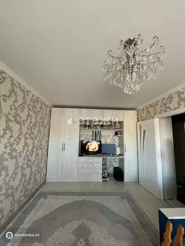 1-комнатная квартира, этаж 5 из 5, 38 м²