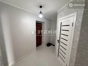2-комнатная квартира, этаж 9 из 9, 37 м²