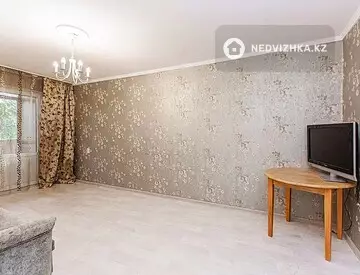 2-комнатная квартира, этаж 3 из 4, 44 м²