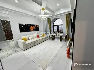 2-комнатная квартира, этаж 9 из 10, 75 м²