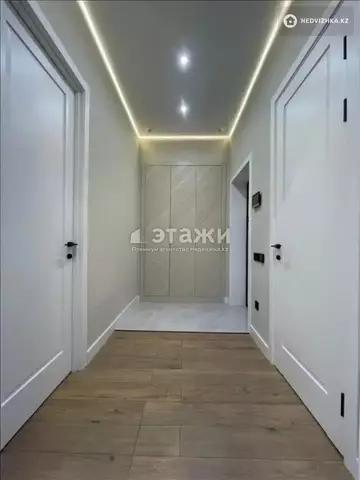 2-комнатная квартира, этаж 2 из 21, 56 м²