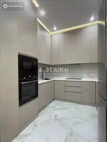 2-комнатная квартира, этаж 2 из 21, 56 м²
