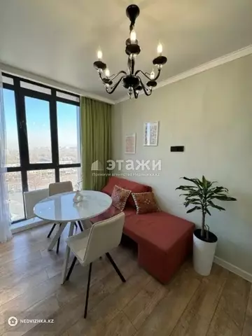 1-комнатная квартира, этаж 12 из 13, 44 м²