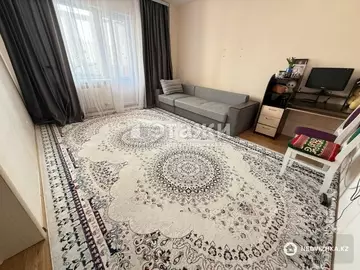 1-комнатная квартира, этаж 9 из 18, 46 м²