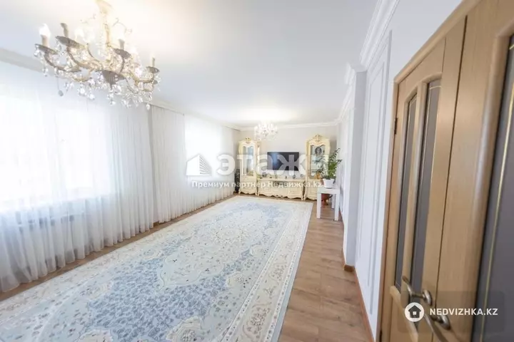 100 м², 3-комнатная квартира, этаж 2 из 9, 100 м², изображение - 1