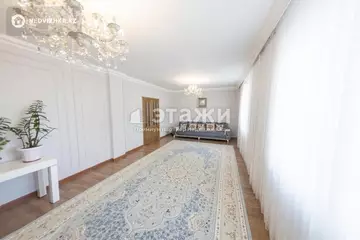 100 м², 3-комнатная квартира, этаж 2 из 9, 100 м², изображение - 1