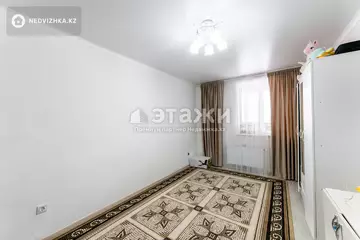 1-комнатная квартира, этаж 4 из 9, 36 м²