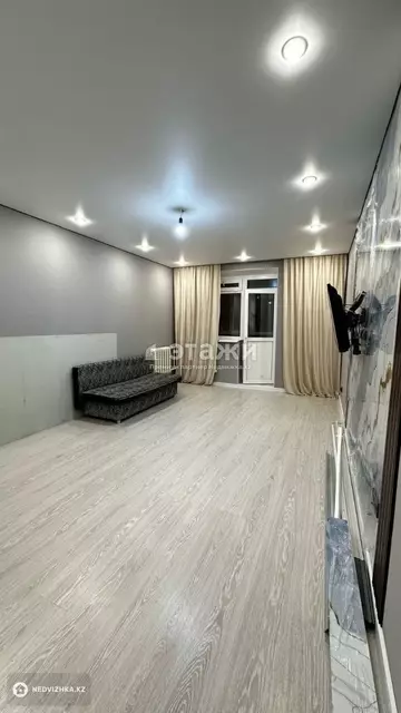 1-комнатная квартира, этаж 11 из 16, 35 м²
