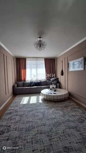 2-комнатная квартира, этаж 3 из 9, 70 м²