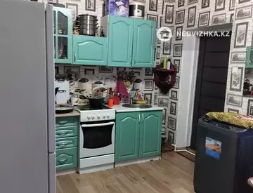 2-комнатный дом, 20 соток, 50 м²