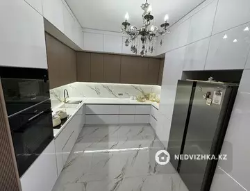 3-комнатная квартира, этаж 18 из 20, 133 м²